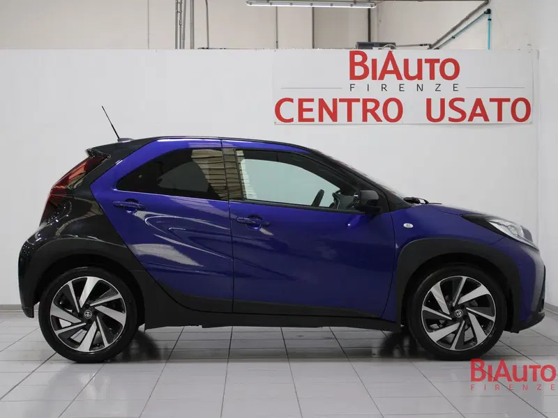 Toyota Aygo X usata a Firenze (19)