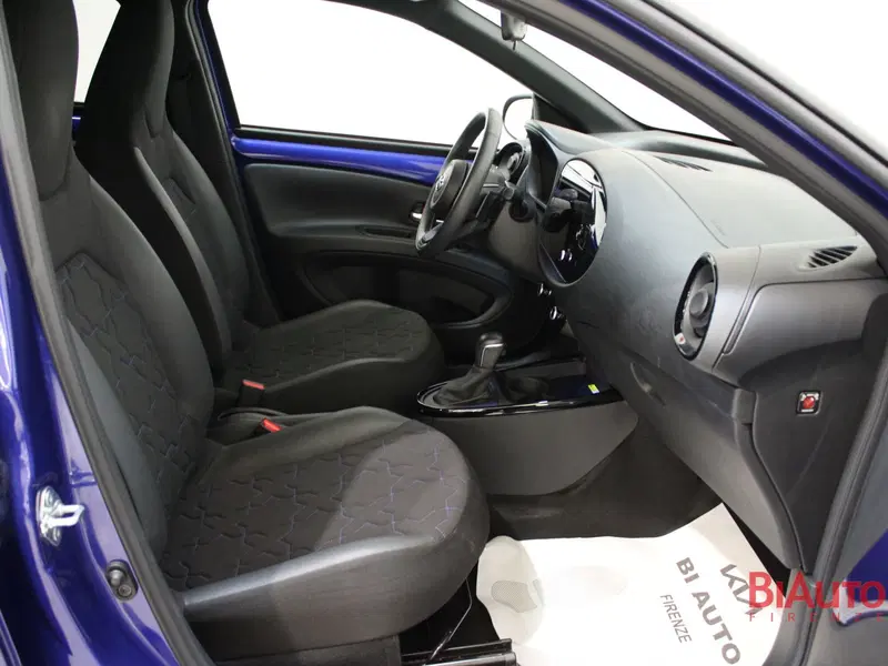 Toyota Aygo X usata a Firenze (7)