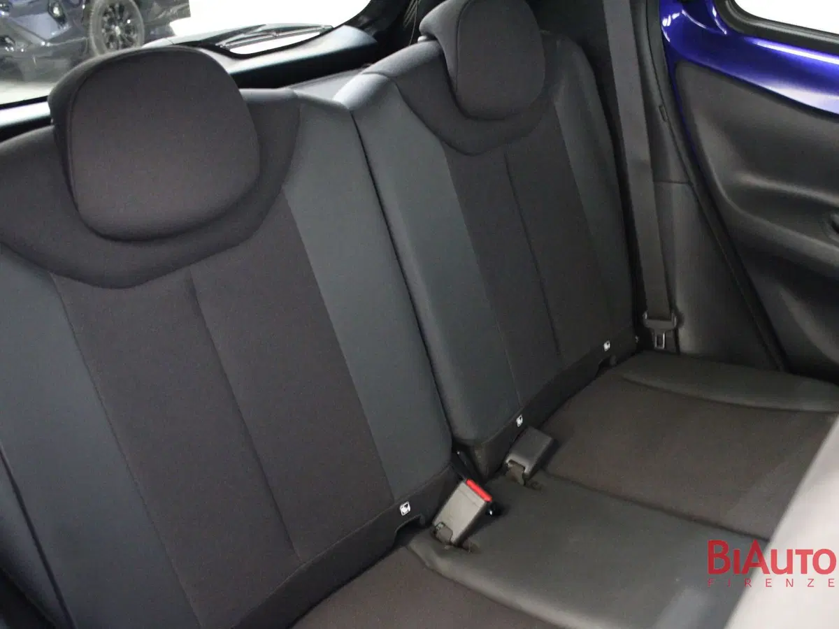 Toyota Aygo X usata a Firenze (8)