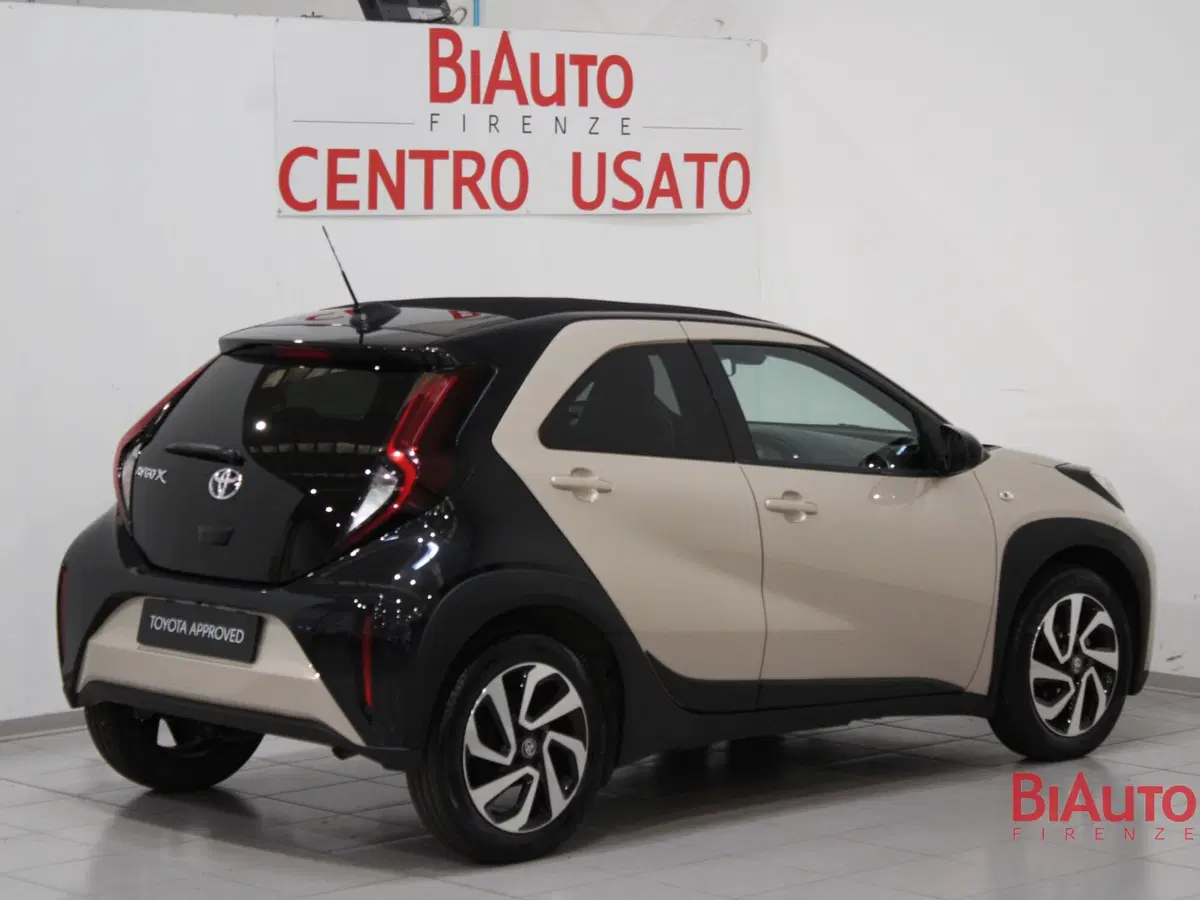 Toyota Aygo X usata a Firenze (3)