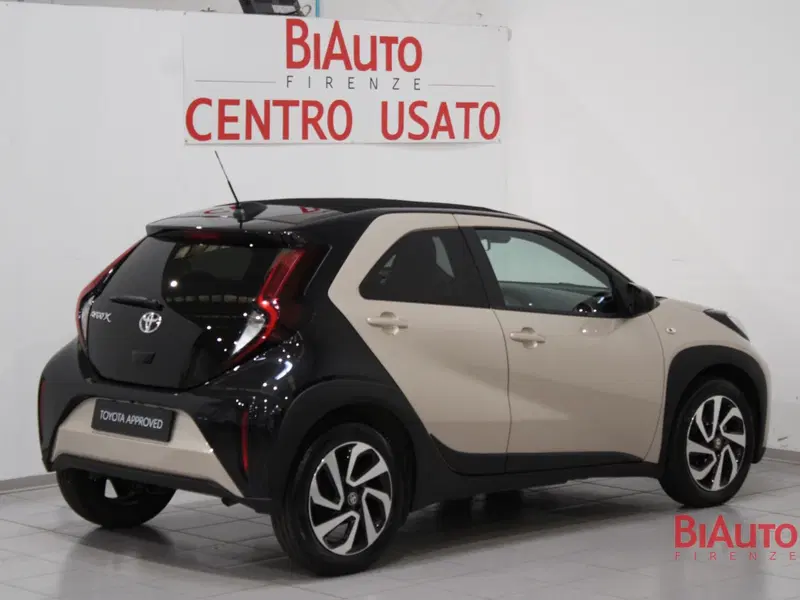 Toyota Aygo X usata a Firenze (3)