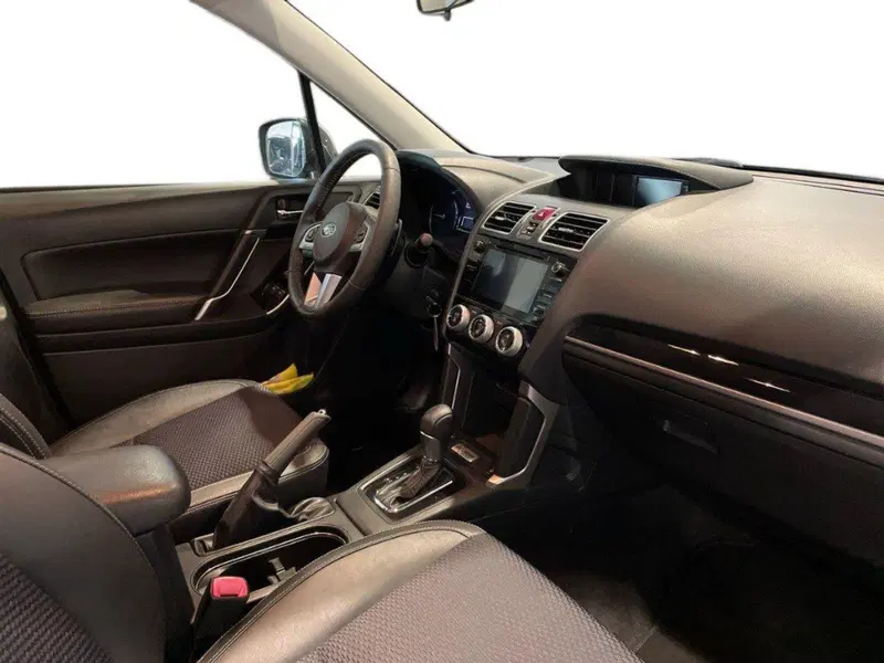 Subaru Forester usata a Ancona (12)