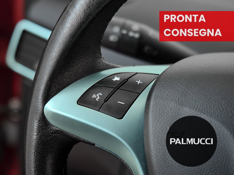 Lancia Ypsilon usata a Prato (12)