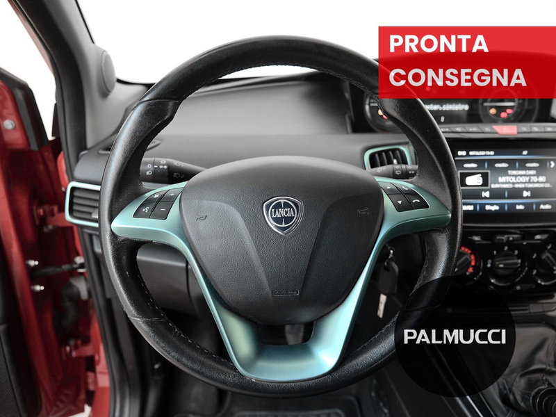 Lancia Ypsilon usata a Prato (16)