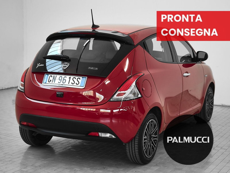 Lancia Ypsilon usata a Prato (3)