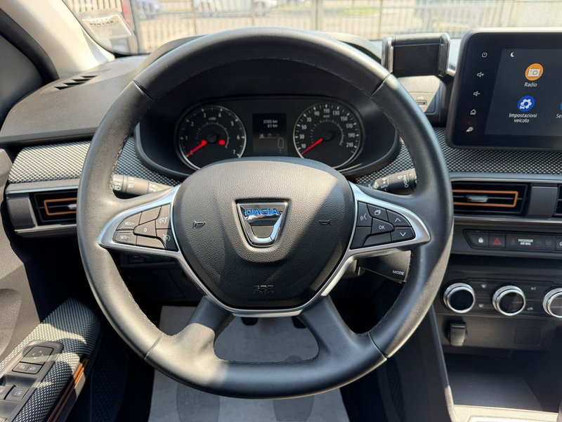 Dacia Sandero usata a Brescia (14)