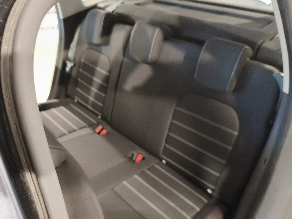 Dacia Duster usata a Brescia (12)