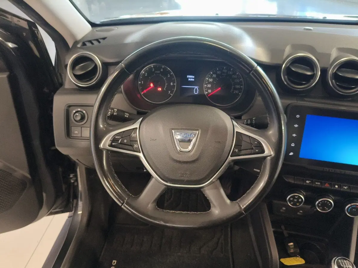 Dacia Duster usata a Brescia (13)