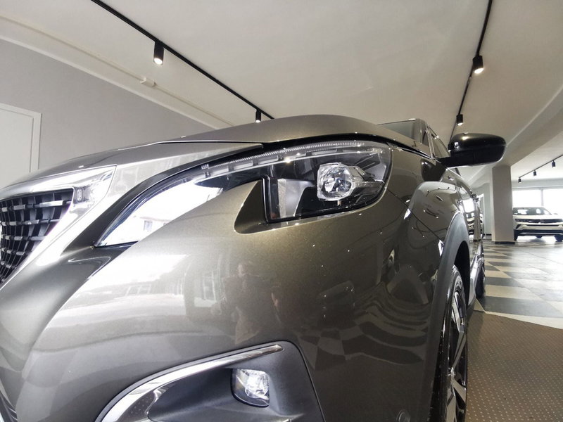Peugeot 3008 usata a Taranto (16)