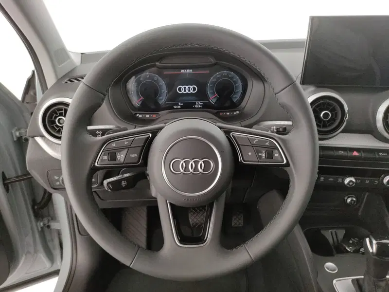 Audi Q2 usata a Napoli (14)