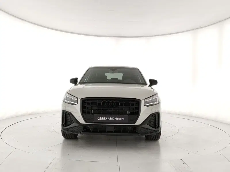 Audi Q2 usata a Napoli (4)