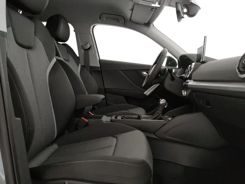 Audi Q2 usata a Napoli (8)