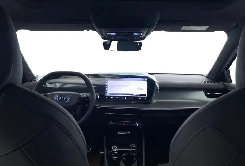 Audi Q3 Sportback nuova a Perugia (17)