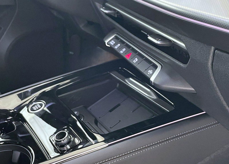 Audi Q3 Sportback nuova a Perugia (15)