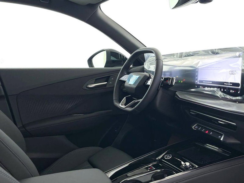Audi Q3 Sportback nuova a Perugia (9)