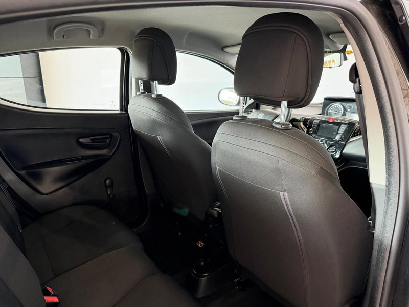 Lancia Ypsilon usata a Monza e Brianza (14)