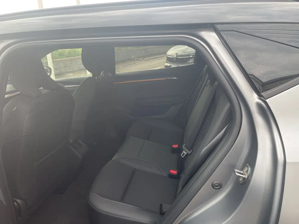 Renault Scenic E-Tech Electric usata a Roma (11)