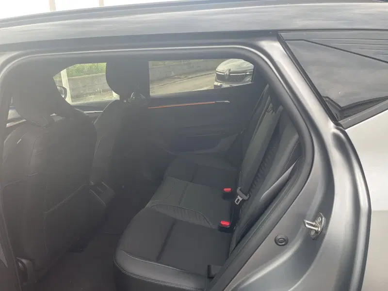 Renault Scenic E-Tech Electric usata a Roma (11)