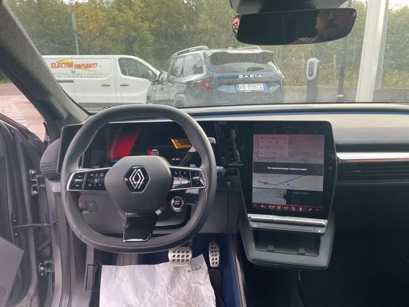 Renault Scenic E-Tech Electric usata a Roma (12)