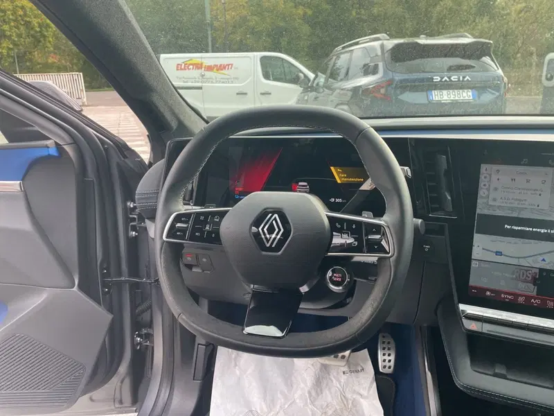 Renault Scenic E-Tech Electric usata a Roma (13)