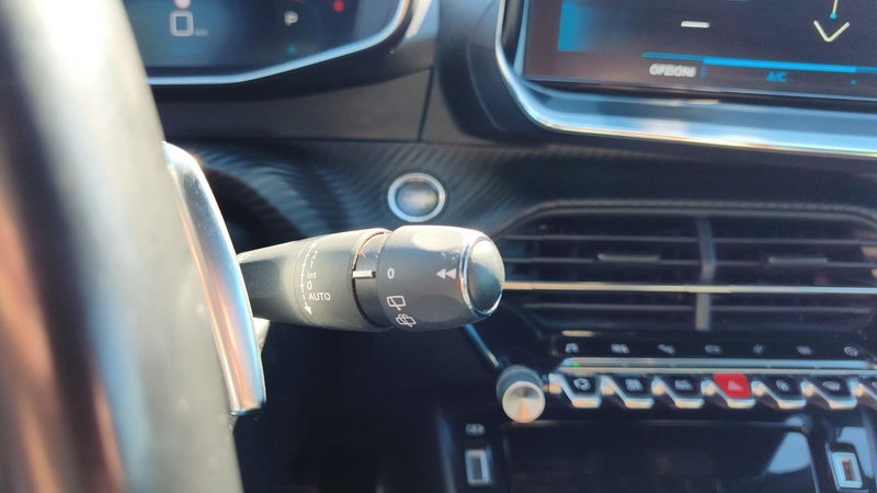 Peugeot 208 usata a Firenze (20)