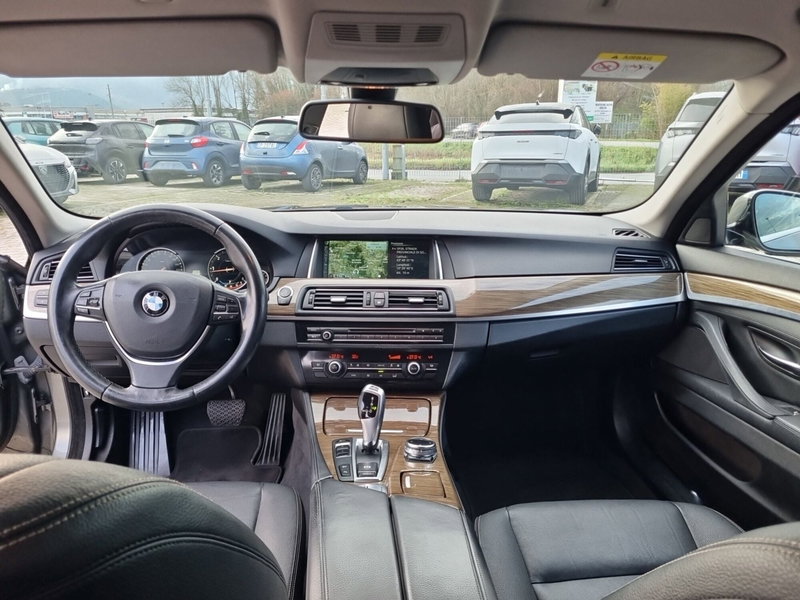 BMW Serie 5 Touring usata a Lucca (13)