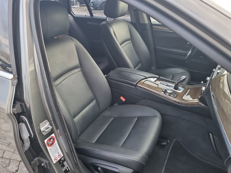 BMW Serie 5 Touring usata a Lucca (16)