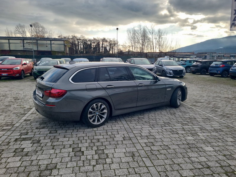 BMW Serie 5 Touring usata a Lucca (3)