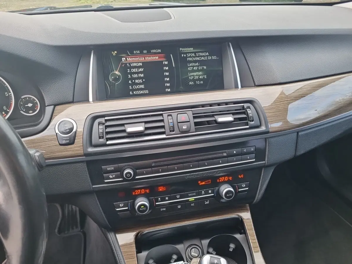 BMW Serie 5 Touring usata a Lucca (9)