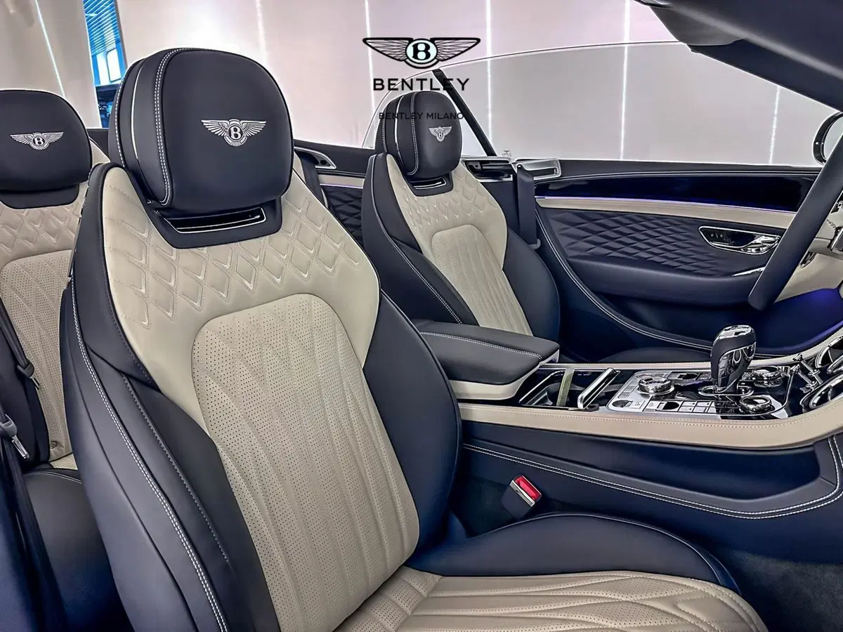 Bentley Continental GTC nuova a Milano (17)