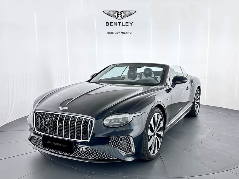 Bentley Continental GTC nuova a Milano (3)