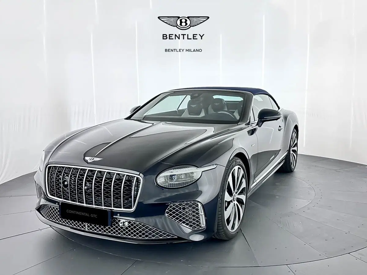Bentley Continental GTC nuova a Milano (4)