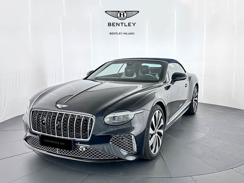Bentley Continental GTC nuova a Milano (4)