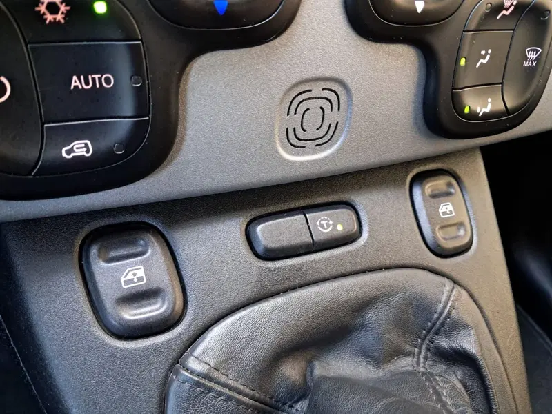 Fiat Panda usata a Cagliari (17)