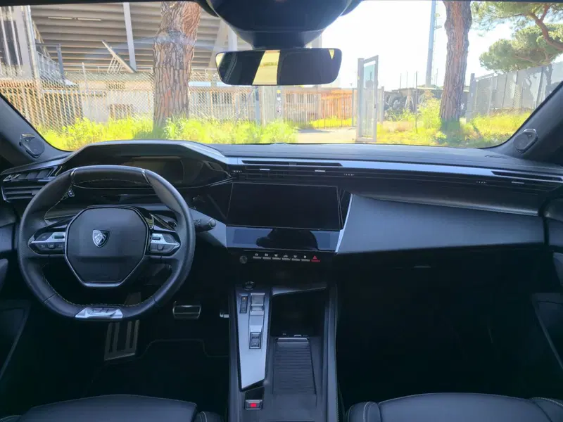 Peugeot 408 usata a Massa-Carrara (6)