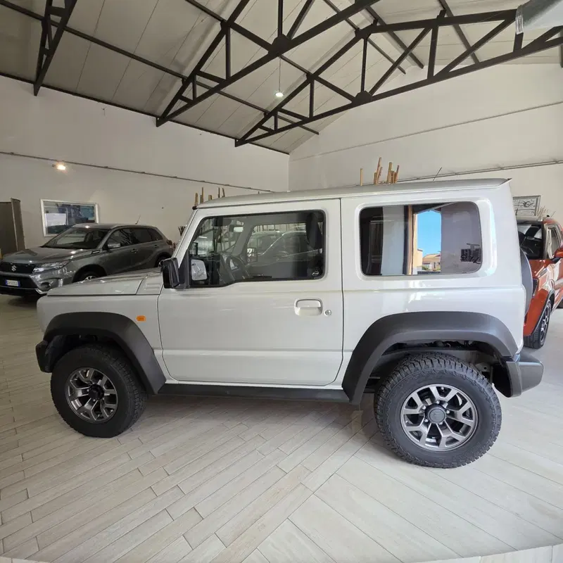 Suzuki Jimny usata a Catania (2)