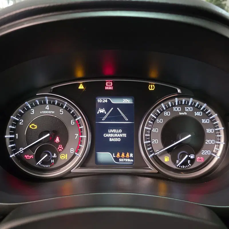 Suzuki S-Cross usata a Catania (4)