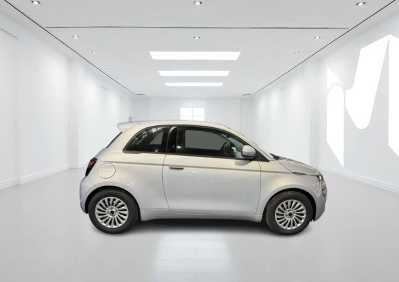Fiat 500 Cabrio nuova a Latina (2)