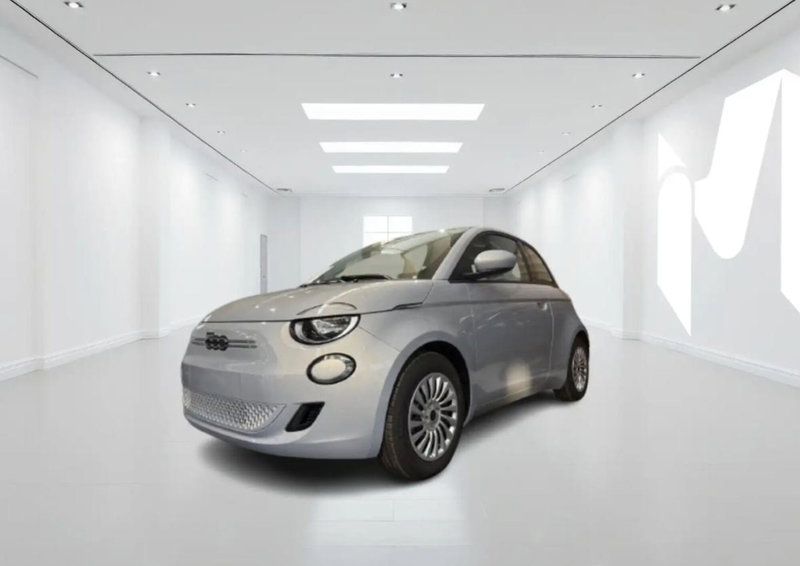 Fiat 500 Cabrio nuova a Latina (3)