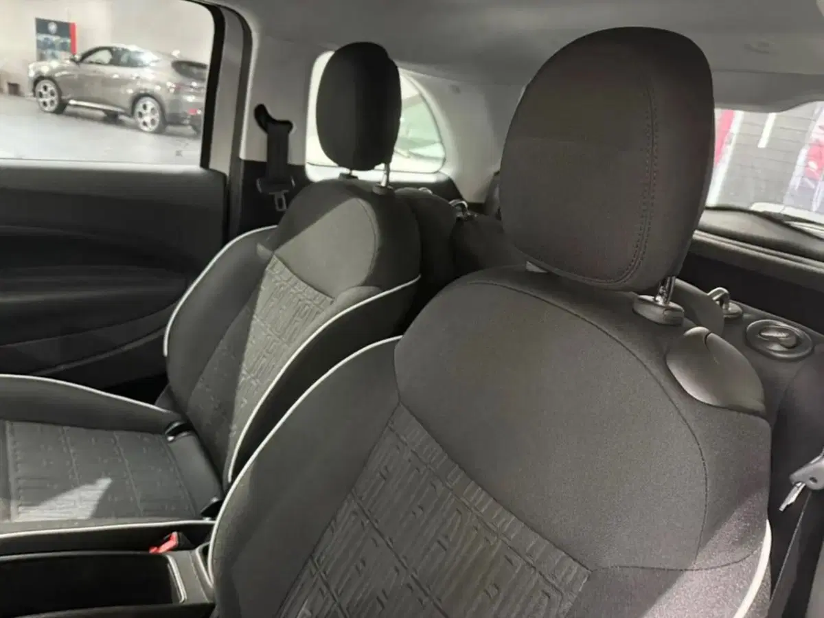 Fiat 500 Cabrio nuova a Latina (6)