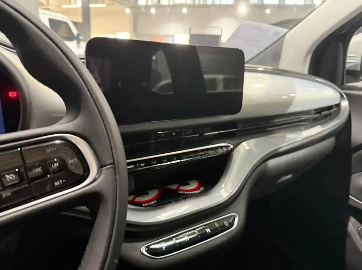 Fiat 500 Cabrio nuova a Latina (8)