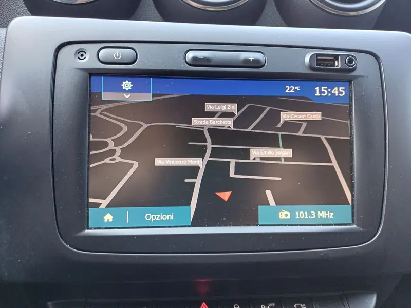 Dacia Duster usata a Modena (14)