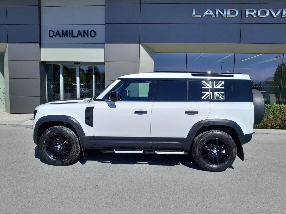 Land Rover Defender usata a Cuneo (4)