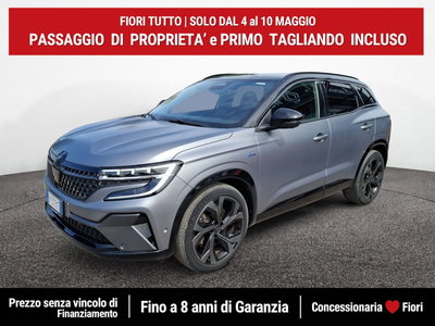 Renault Austral 1.2 full hybrid Iconic Esprit Alpine 200cv auto del 2023 usata a Latina
