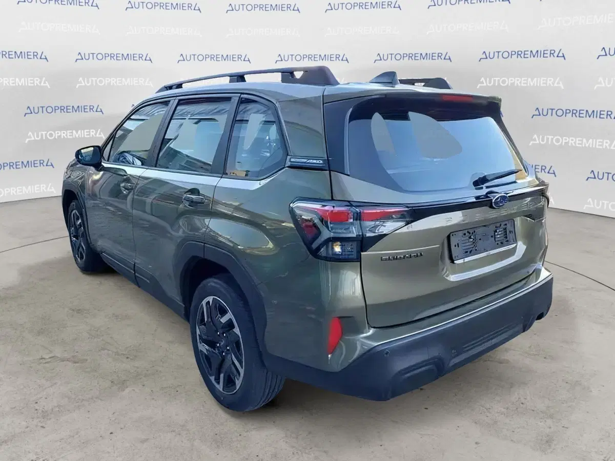 Subaru Forester nuova a Como (4)