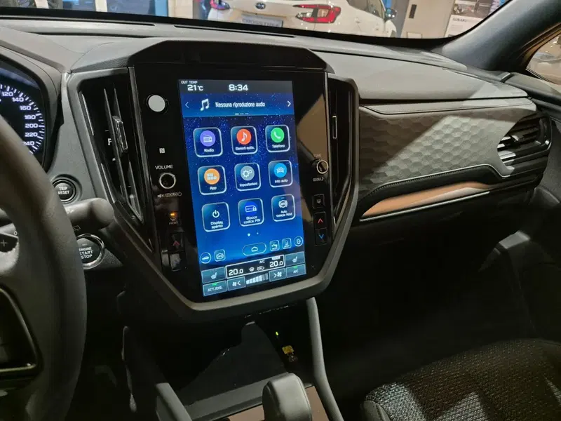Subaru Forester nuova a Como (7)