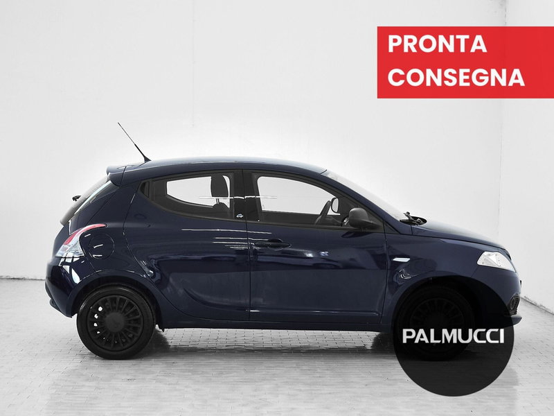 Lancia Ypsilon usata a Prato (5)