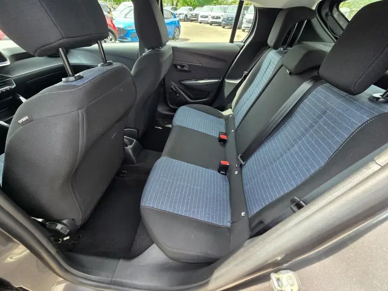 Peugeot 208 usata a Belluno (6)