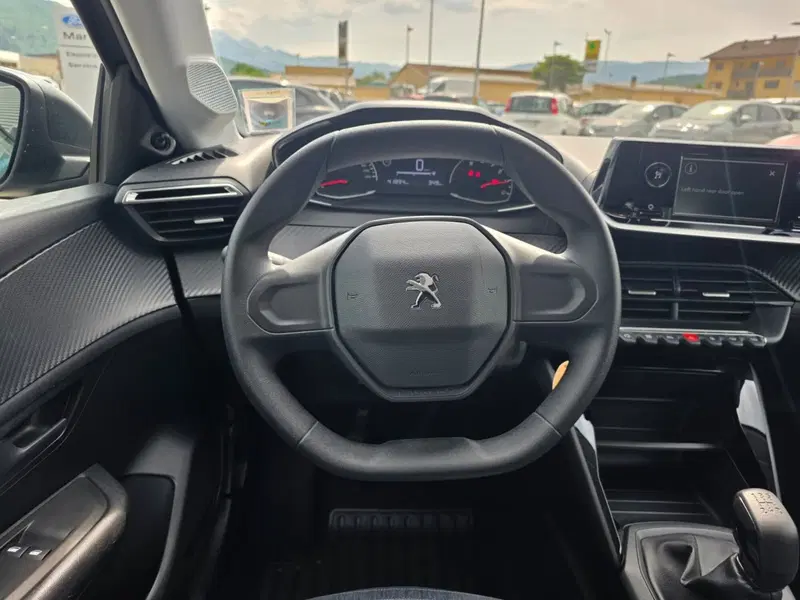 Peugeot 208 usata a Belluno (8)