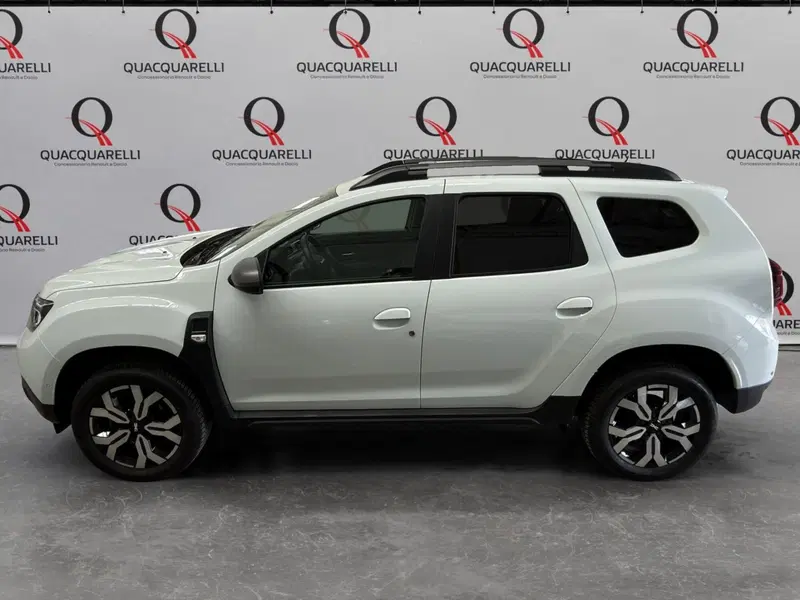 Dacia Duster usata a Milano (7)